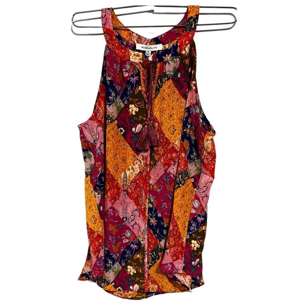 Rose + Olive women’s multi color print sleeveless blouse size M